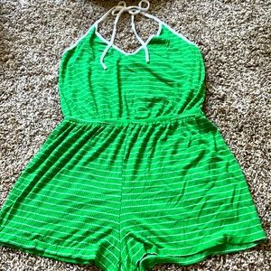 Cute summer halter romper, worn once.